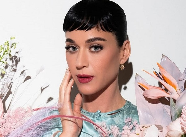 Katy Perry Menang Gugatan, Dapat Ganti Rugi US$1,8 Juta dalam Sengketa Rumah Mewah