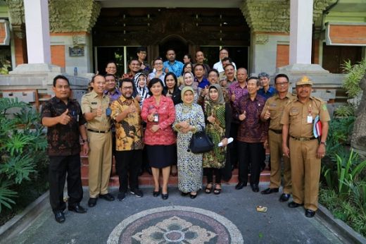Soal Pengelolaan Sampah di Bali, Komite II DPD Memandang UU No 8 Tahun 2018 Perlu Diubah