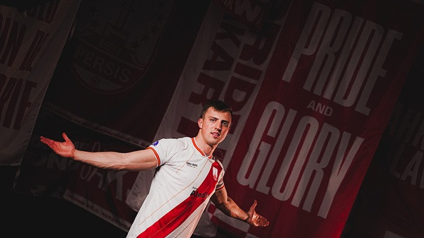 Roman Paparyga, Striker Baru Persis Solo