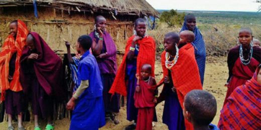 Tradisi Aneh, Setelah Kawin dan Punya Anak, Para Wanita di Desa Ini Lakukan Pernikahan Sejenis