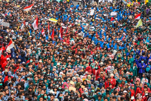 Ancam Jemput Paksa Puan Maharani dari Gedung DPR, Mahasiswa Berteriak: Buka Draf RKUHP!