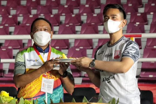 Di Acara Tumpengan, Menpora Amali Minta Fokus Terhadap Masing-masing Tugas