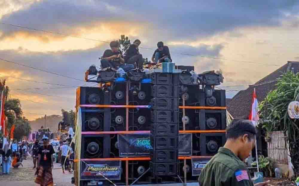 Bukan Sekadar Hiburan, Truk Sound Horeg Dinilai Berbahaya dan Sulit Ditindak