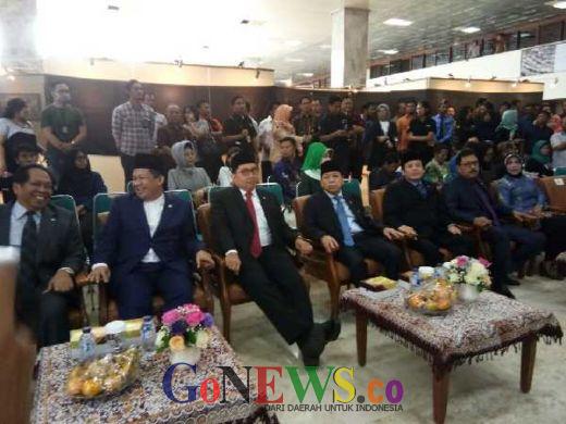 DPR Ulang Tahun ke-72, Isu Setya Novanto Bakal Ditahan KPK Merebak di Gedung Parlemen, Benarkah?