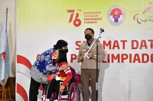 Ucapat Selamat dan Pelukan Siti Nurbaya Buat Widi
