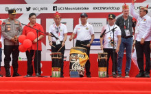 Buka UCI MTB Eliminator World Cup 2022, Menpora Amali Sampaikan Salam Hangat Presiden Jokowi