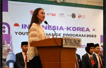 stafsus-alia-beri-motivasi-peserta-pertukaran-pemuda-indonesiakorea