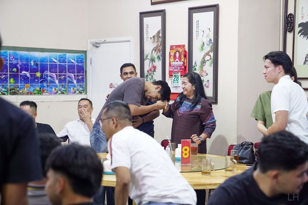 Berburu Emas di PON XXI/2024, Tim Basket Putra Jakarta Dilepas dengan Pelukan Keluarga