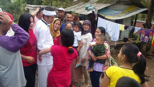 Emak-emak Teriaki Dedi Mulyadi Duren Sawit: Duda Keren Banyak Duit