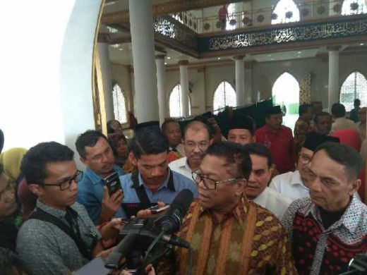 Dari Masjid UIN Padang, Ketua DPD RI Sampaikan Belasungkawa Atas Insiden Lion Air JT 160