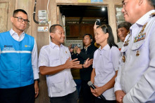 Menteri Bahlil Tegaskan Prioritaskan Semua Daerah 3T untuk Program Merdeka dari Kegelapan