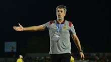 Oscar Bruzon Enggan Jumawa Lawan Java United FC