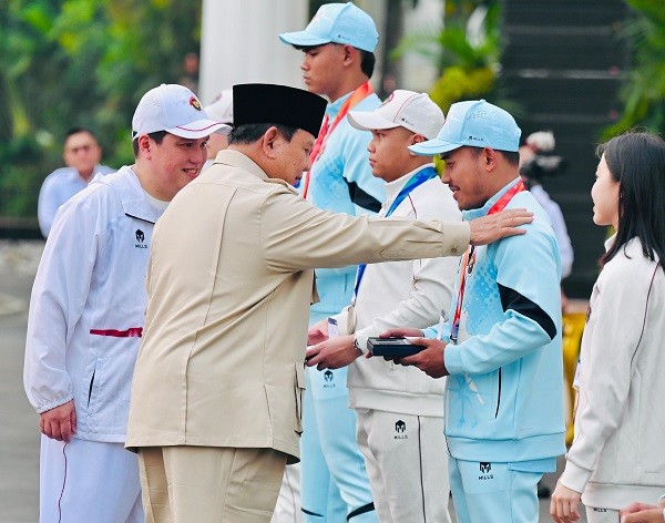 Presiden Prabowo Serahkan Bonus Atlet Peraih Medali Asian Games dan Asian Para Games 2026