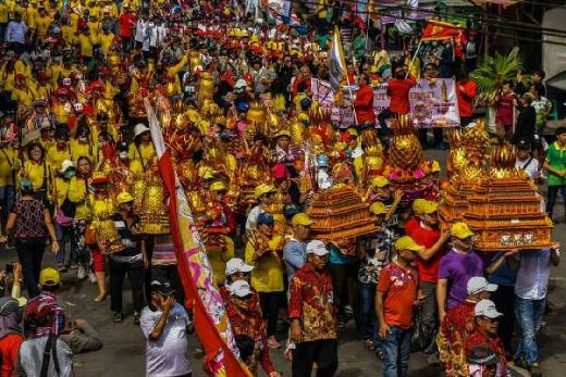 Beginilah Ritual Bakar Tongkang di Kota Bagansiapiapi Provinsi Riau
