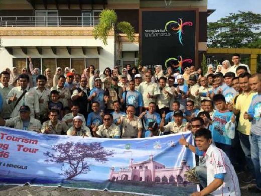 Libatkan 55 Mobil Pajero, Disparekraf Riau Gelar Tourism Exploring Tour 2016