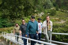 Berkunjung ke Danau Kelimutu, Gus Jazil: Segera Buka Tempat Wisata di Wilayah Zona Hijau !