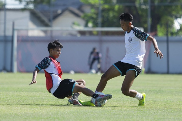 Manajemen PSM Makassar Pantau Perkembangan Talenta Muda di Jeda Kompetisi