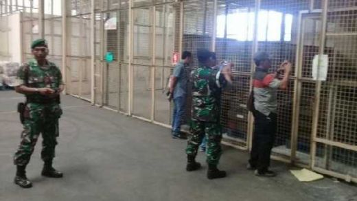 Heboh... Senjata dan Amunisi untuk Brimob Polri Tiba di Bandara Soekarno Hatta
