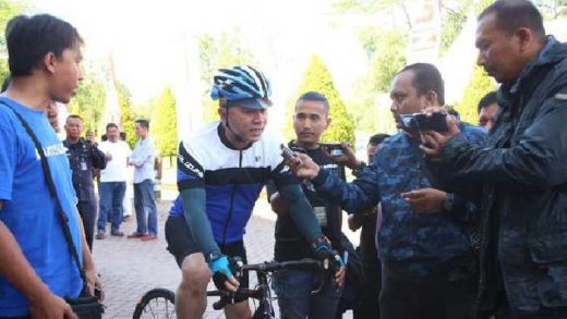 Zulkifli Hasan Ramaikan Fun Run 5 KM dengan Gowes Sepeda di Sentul
