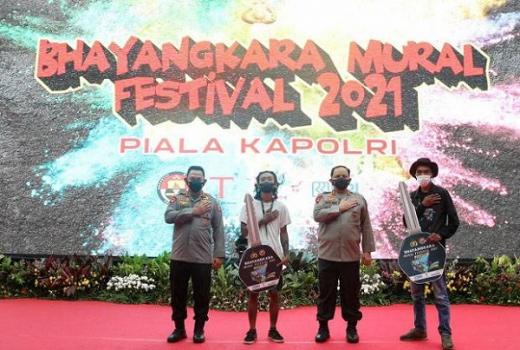 Apresiasi Festival Mural, Ketua Komisi III Dukung Kapolri Jamin Kebebasan Berekspresi