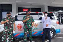 UPZ Baznas UO Mabes TNI Serahkan Mobil Jenazah ke Danlantamal II Padang