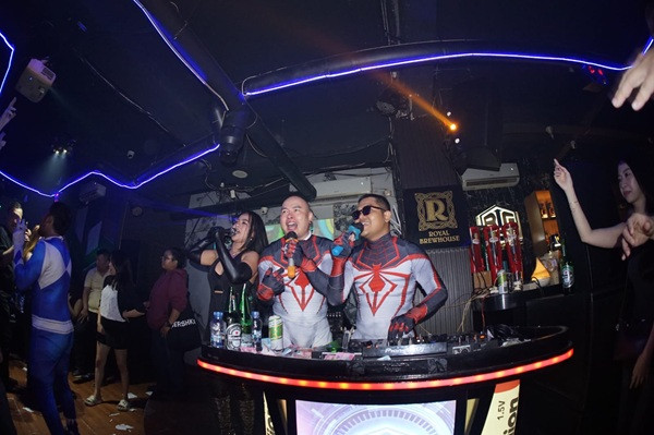 DJ Boboboyz Bawa Kejutan di Big The Luxury Lounge, Tamu Klub Bertahan Sampai Akhir