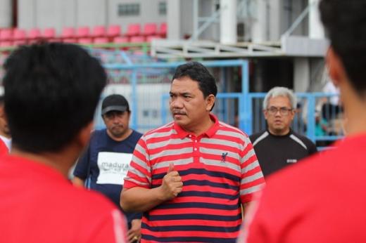 Pemain Dibubarkan, Madura United FC Tunggu Kejelasan  