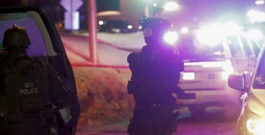 Profesor Tewas Ditembak saat Shalat Berjamaah di Masjid Quebec