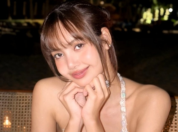 Lisa BLACKPINK Siap Gelar Residensi Perdana di Las Vegas