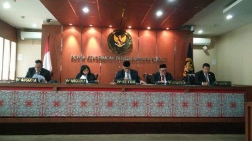 Langgar Kode Etik, DKPP Jatuhkan Sanksi ke Ketua KPU Kuansing Riau