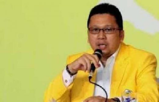 Terkenal Vokal Tantang Setya Novanto, Akhirnya DPP Golkar Keluarkan Surat Pemecatan Ahmad Doli Kurnia