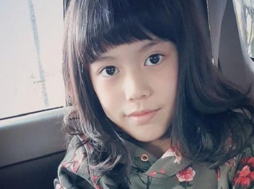 Selama Pandemi Penyanyi Cilik Hanna Stella Fokus Bantu Orangtua dan Latihan Bernyanyi