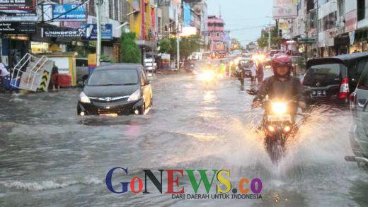 November Masuk Puncak Musim Hujan, 7 Daerah di Riau Ini Waspadai Potensi Banjir