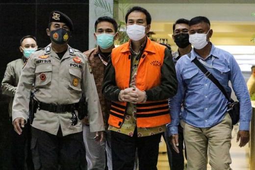 Desak Sidang Etik Azis, Formappi: Jangan Sampai di Rutan Tetap Digaji