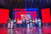 Menpora Erick Serahkan Penghargaan Pemenang di IYS 2026