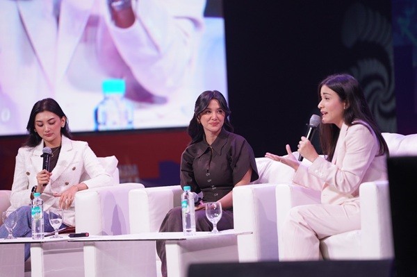 Mengenal Diri Bukan Mendiagnosis Diri, Pesan Fanny Ghassani dan Samanta Clara di IYS 2026