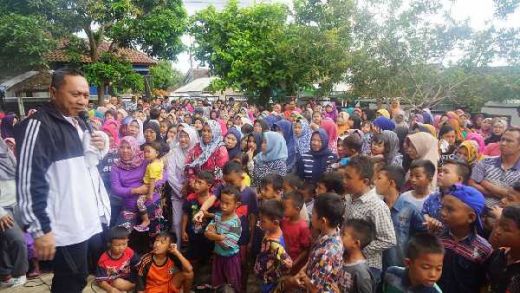 Akhir Tahun, Zulkifli Hasan Menyapa Warga di Kampung Halaman